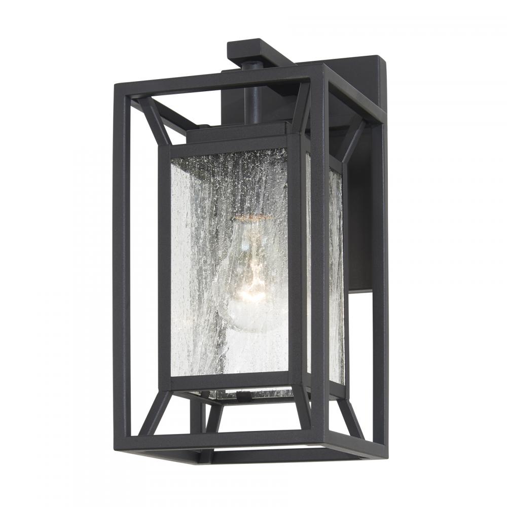 1 LIGHT OUTDOOR WALL MOUNT